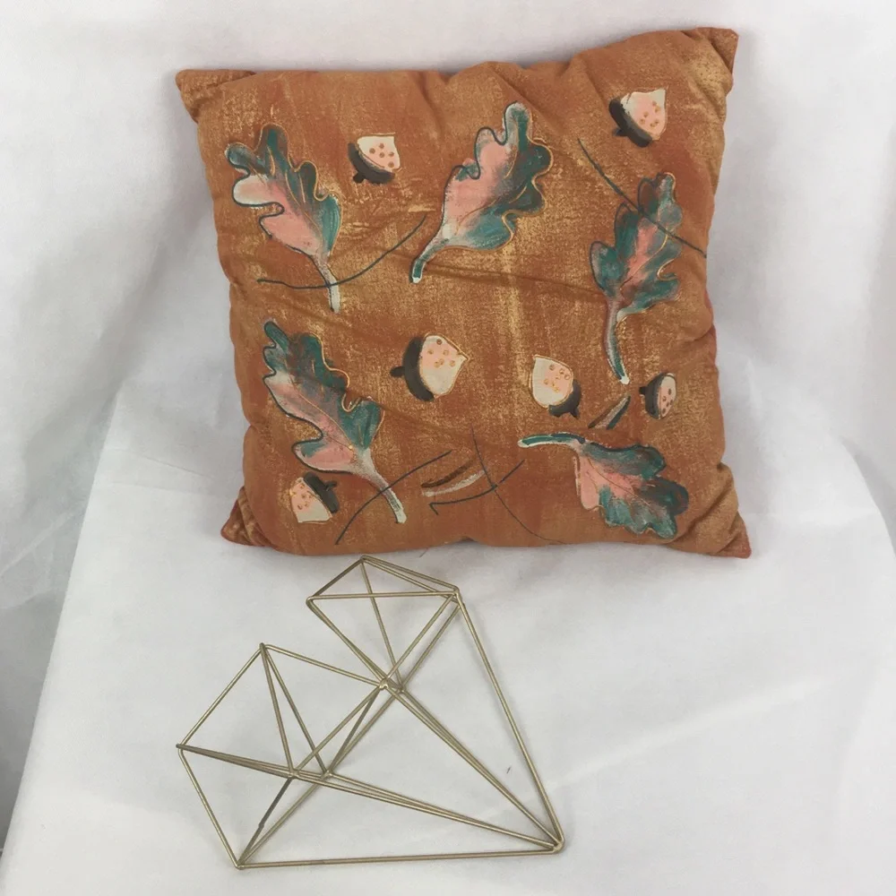N/A acorn leaves